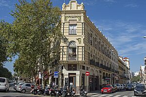 Archivo:Casa de las moscas 2016001