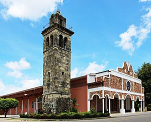 Archivo:Catedral de San José (David)