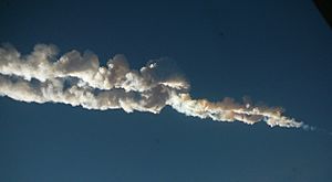 Archivo:Chelyabinsk meteor trace 15-02-2013