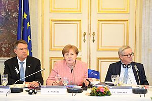 Archivo:EPP Summit, 22 March 2018 (27083897168)