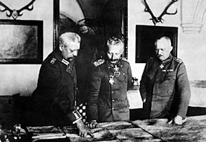 Archivo:Hindenburg, Kaiser, Ludendorff HD-SN-99-02150