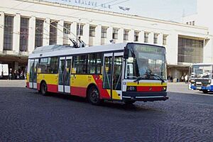 Archivo:Hk-TR2