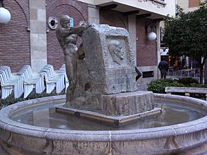 Archivo:Monumento a Justino Flórez, de José Capuz