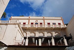 Archivo:Sacred Heart School2