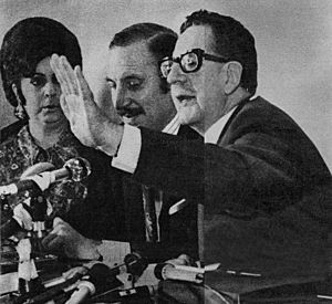 Archivo:Salvador Allende hablando