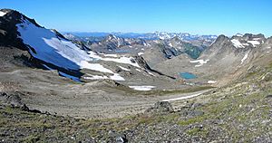 Whitechuck Glacier in 2006; the glacier has retreated 1,9 km.