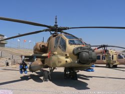 Archivo:AH-64Apache004