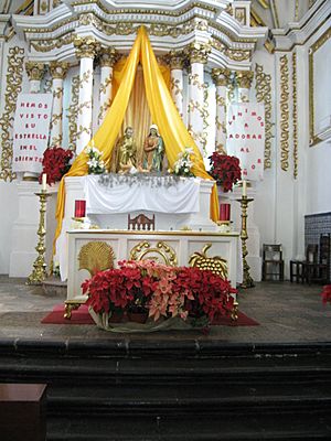 Archivo:Altar Iglesia de Tlaltenango