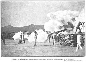 Archivo:Cañones de 15 centímetros haciendo fuego sobre Benisicar desde el Fuerte de Camellos, de Goñi