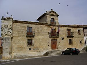 Archivo:Casa consistorial de Osorno la Mayor