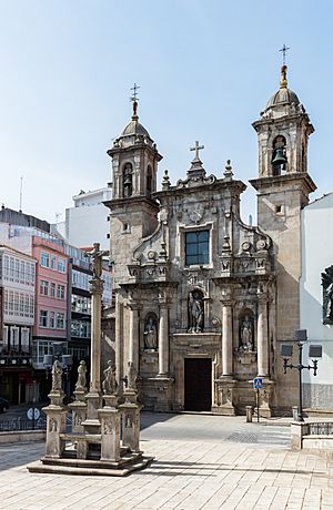 Archivo:Iglesia de San Jorge, La Coruña, España, 2015-09-25, DD 42
