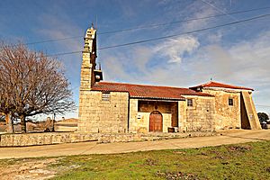 Archivo:Iglesia de Santa Ana en Espadaña