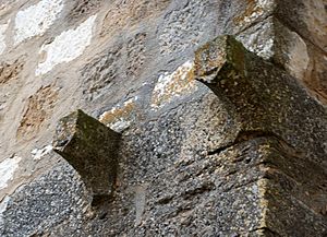 Archivo:Iglesia de Santa Eufemia Detalle 002