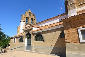 Archivo:Iglesia de Santa Marina, Prado