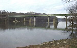 Archivo:James River