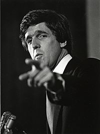 Archivo:John Kerry 1984