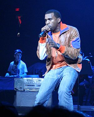 Archivo:Kanye West in Portland