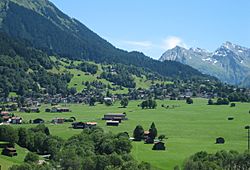 Klosters Dorf.jpg