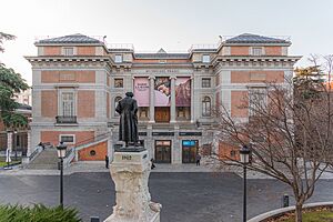 Archivo:Museo del Prado Entrance 2024