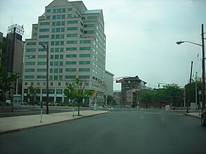 Archivo:One State Street Square