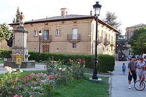 Archivo:Palacio Pobes1