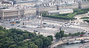 Place de la Concorde from the Eiffel Tower (Paris, FRA) 2011.jpg