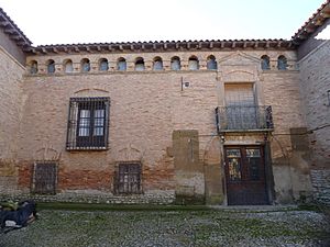 Archivo:Poleñino - Casa-Palacio de los vizcondes de Torres-Solanot (04)