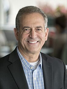 Russ Feingold para Niños
