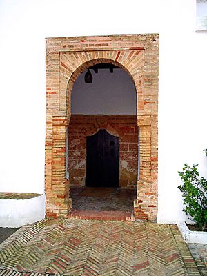 Archivo:Puerta del Monasterio de la Rabida. Palos de la Frontera. Huelva