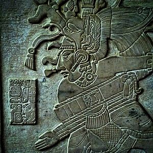 Archivo:Sacerdote Maya