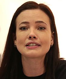 Stephanie Corneliussen (cropped).jpg