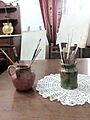 Utensilios de pintura y muebles. 04