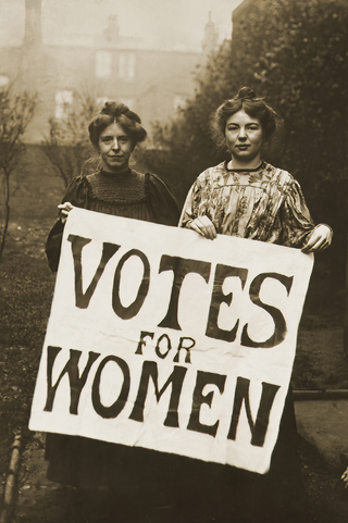 Annie Kenney and Christabel Pankhurst REST.png