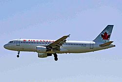 C-FKCK A320-211 Air Canada YYC 20JUN07 (5828378320).jpg