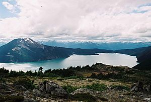 Archivo:Garibaldi Lake and Mount Price2