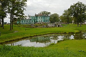 Archivo:Gulbene, Vecgulbene Manor, Balta pils 14