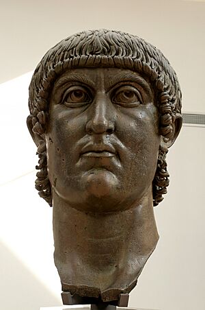 Archivo:Head Constantine Musei Capitolini MC1072