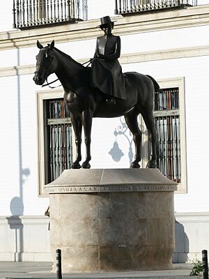 Archivo:Monumento a María de las Mercedes Borbón y Orleans