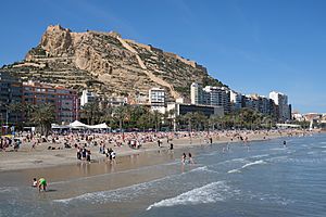 Archivo:Playa del Postiguet 2