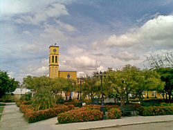 Plaza Bolívar, Municipio Catatumbo.jpg