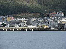 Ponte da Misericordia, ría de Viveiro, Lugo, España.jpg