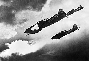 Archivo:RIAN archive 225 IL-2 attacking