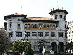 Archivo:Santander.Edificio.de.Correos