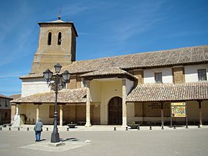 Archivo:04 Palencia Cisneros iglesia san Pedro ni