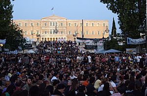 Archivo:20110630 Indignados Syntagma general mass Athens Greece