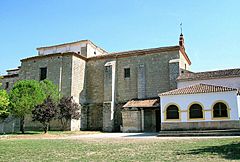 Archivo:Ampudia - Monasterio de Nuestra Señora de Alconada 5