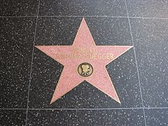 Archivo:Arnold Schwarzenegger's star on the Hollywood Walk of Fame