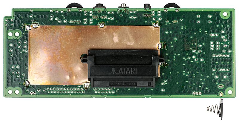 Atari-Lynx-II-Motherboard-Back