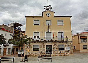 Archivo:Ayuntamiento de Ahigal