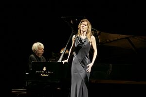 Archivo:Barbara Hannigan